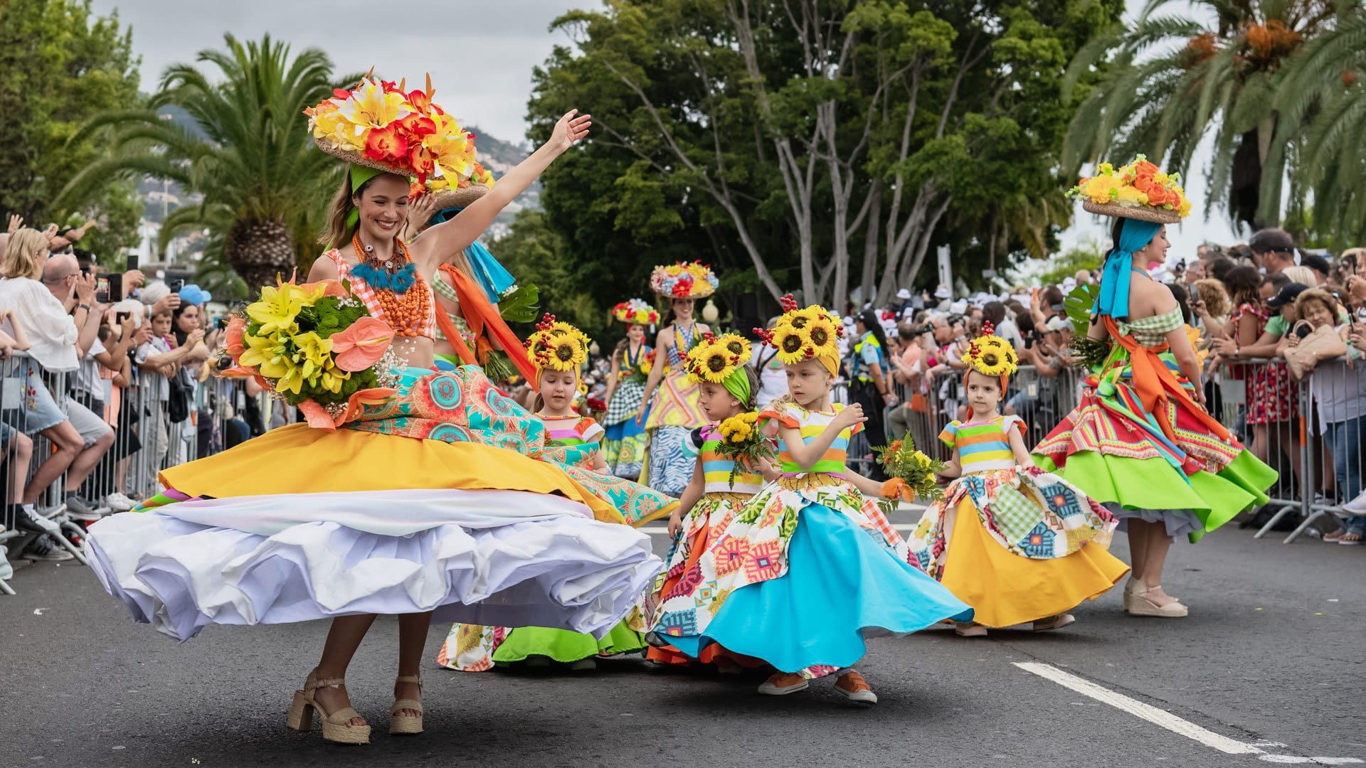 Cortejo Alegórico da Festa da Flor da Madeira no Funchal